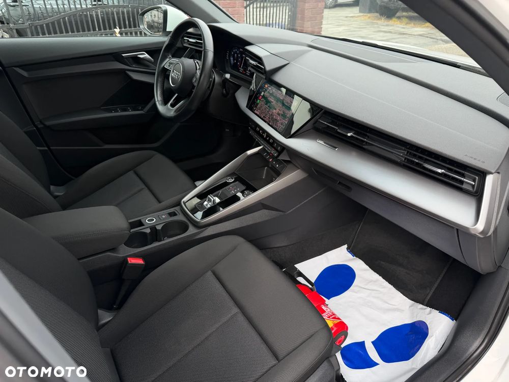 Audi A3 Sportback 35 TFSI mHEV S tronic - 12