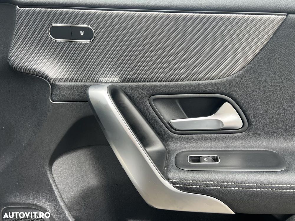 Mercedes-Benz A 250 4Matic MHEV 8G-DCT - 15