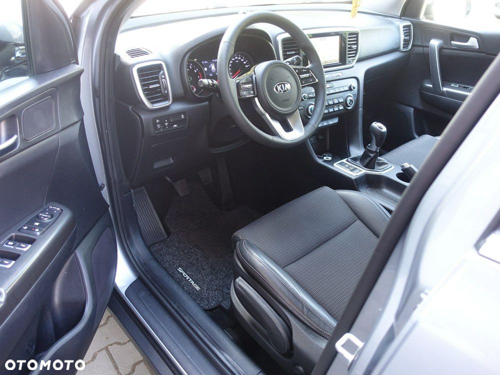 Kia Sportage 1.6 GDI L 2WD - 8