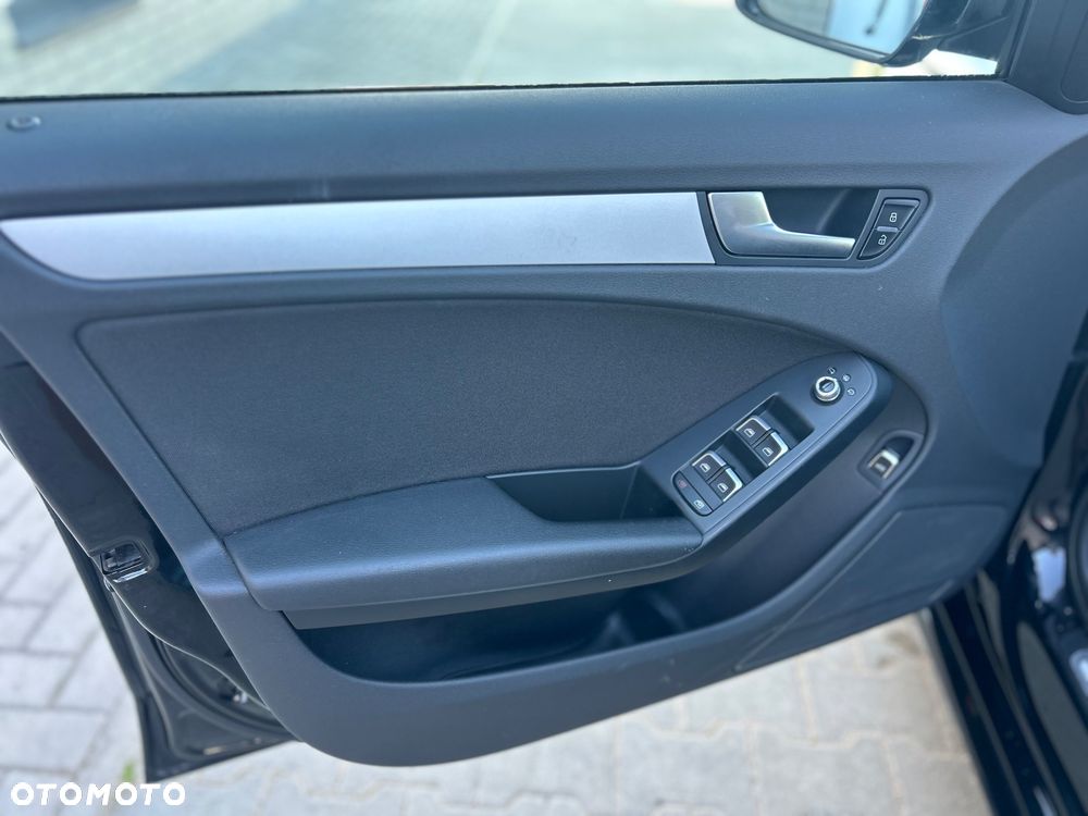 Audi A4 Avant 2.0 TDI DPF S line Sportpaket - 16
