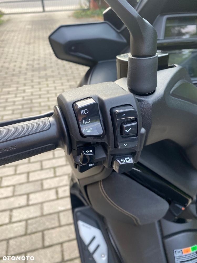Yamaha X-max - 6