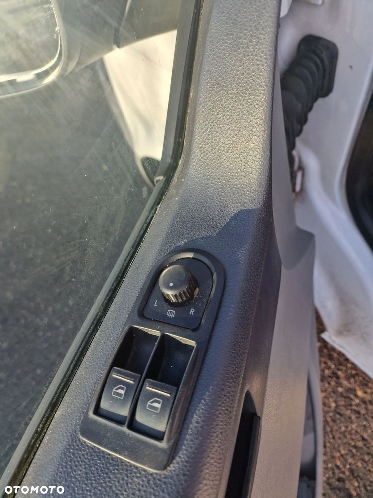 Volkswagen Transporter T5 - 12