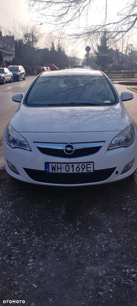 Opel Astra 1.4 Turbo - 1