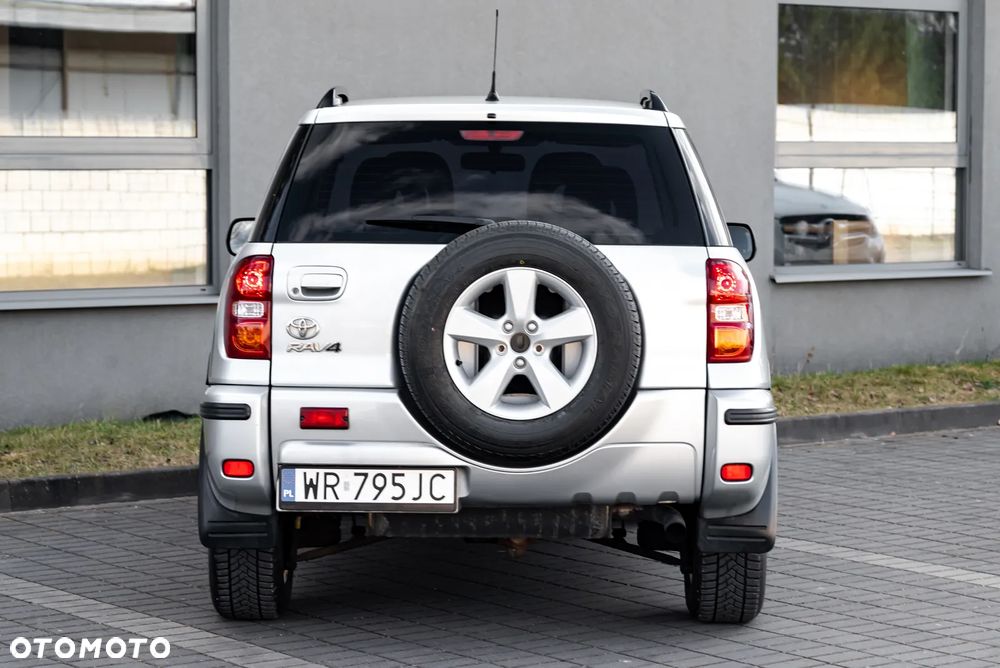 Toyota RAV4 D-4D 4x4 Executive - 17