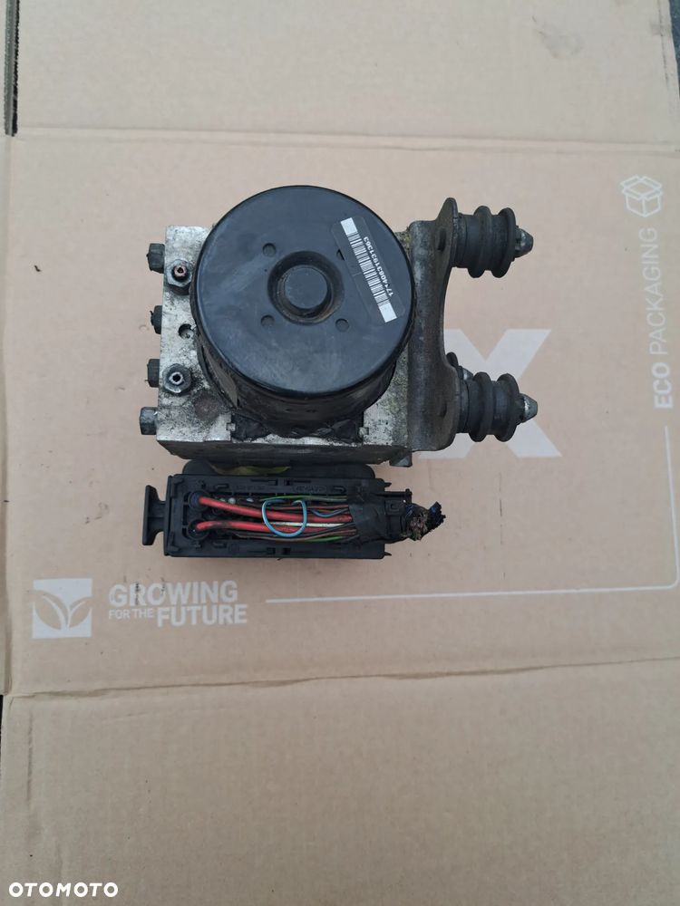 Volkswagen T5 pompa Abs 7H0907379R - 4