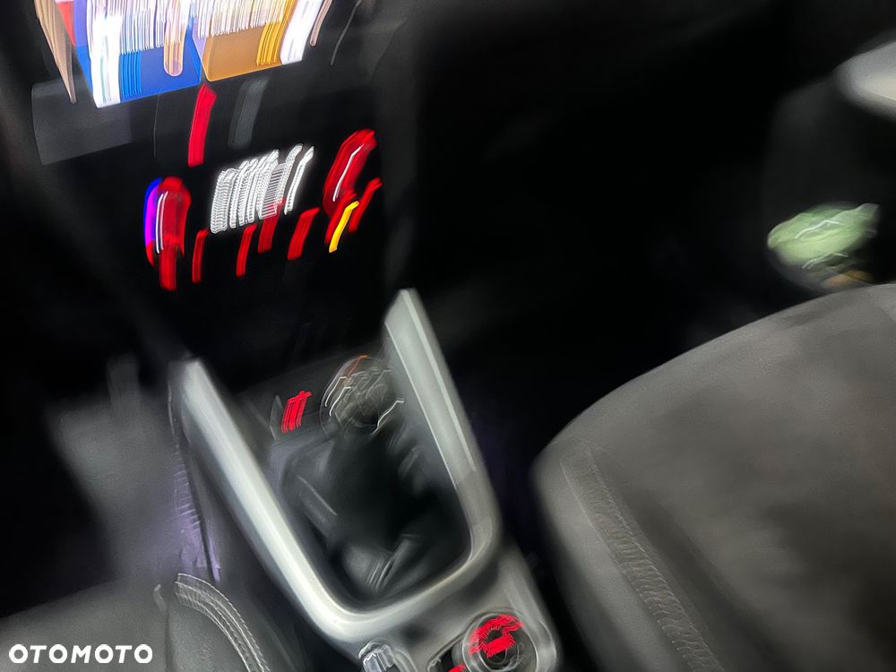 Suzuki Vitara - 11