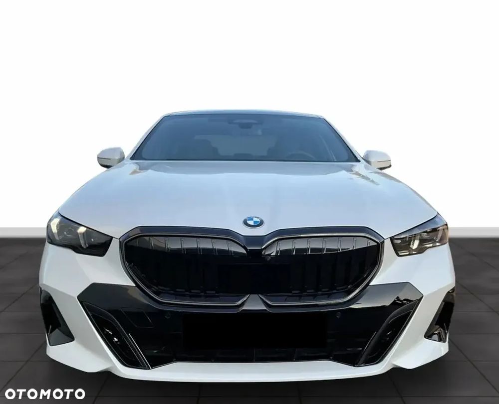 BMW Seria 5 520d mHEV M Sport sport - 6