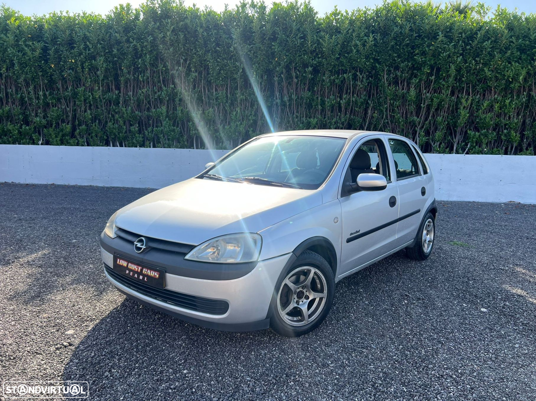 Opel Corsa 1.2 16V Confort - 2