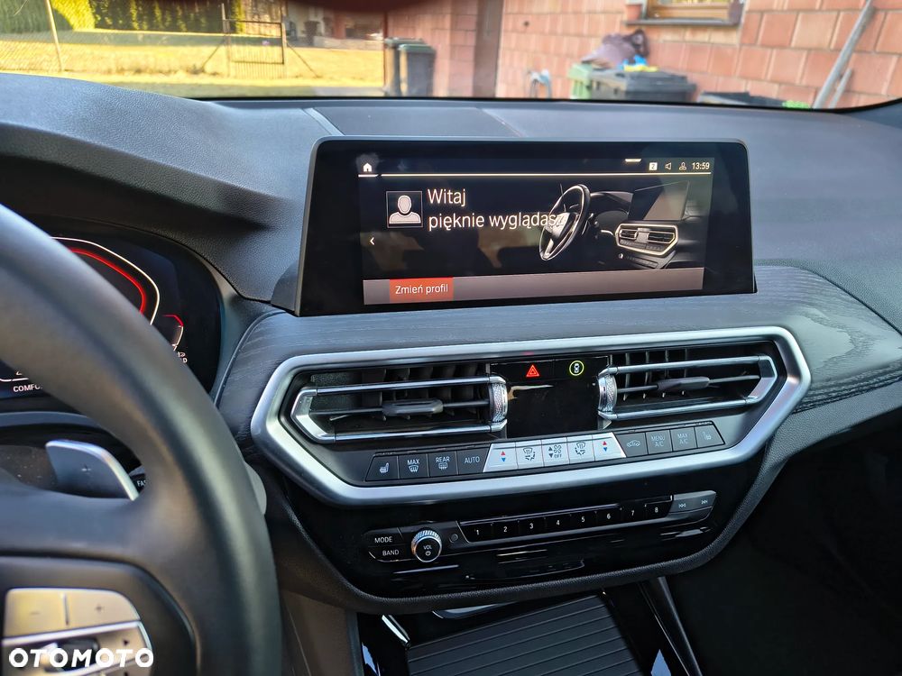 BMW X3 xDrive30i Advantage - 33