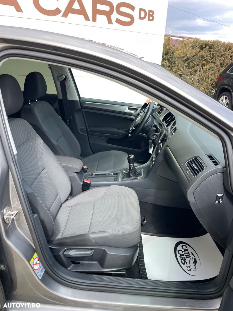 Volkswagen Golf 1.2 TSI BMT Comfortline - 24
