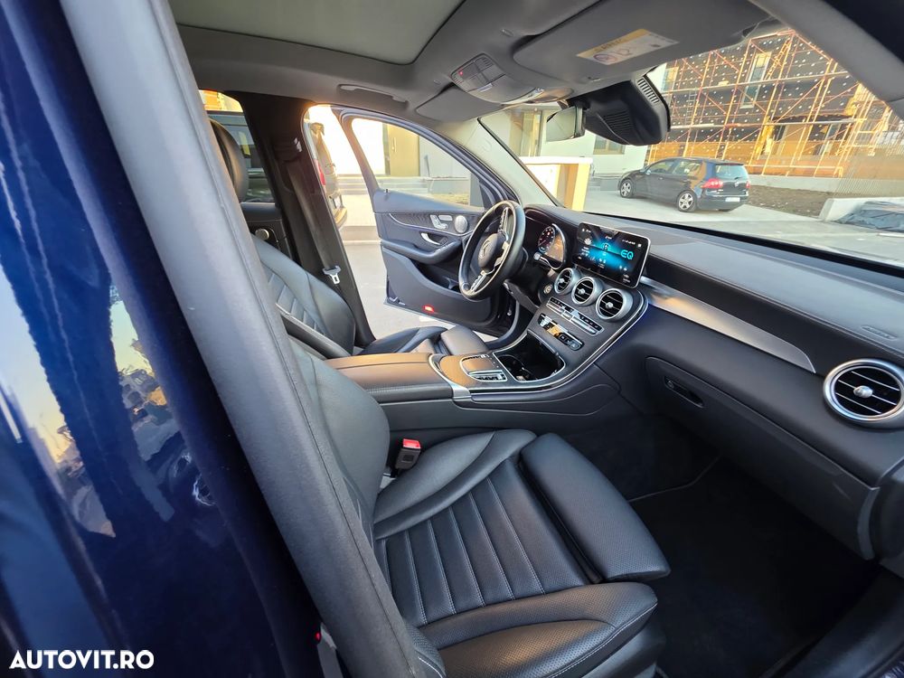 Mercedes-Benz GLC 300 e 4Matic 9G-TRONIC Exclusive - 8