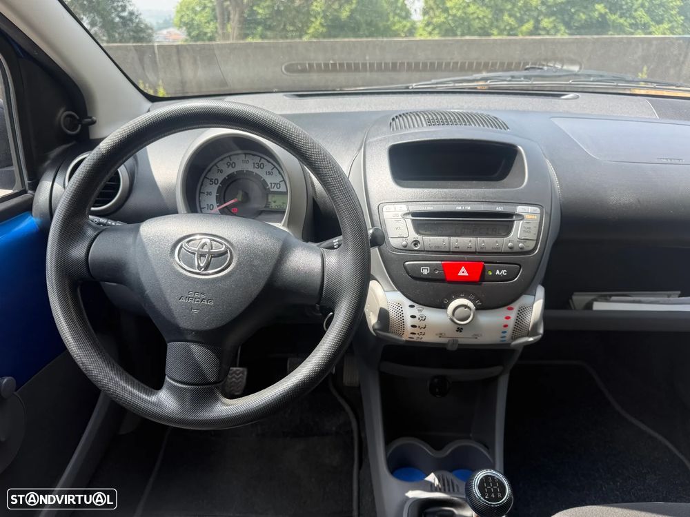 Toyota Aygo 1.0 Plus - 16