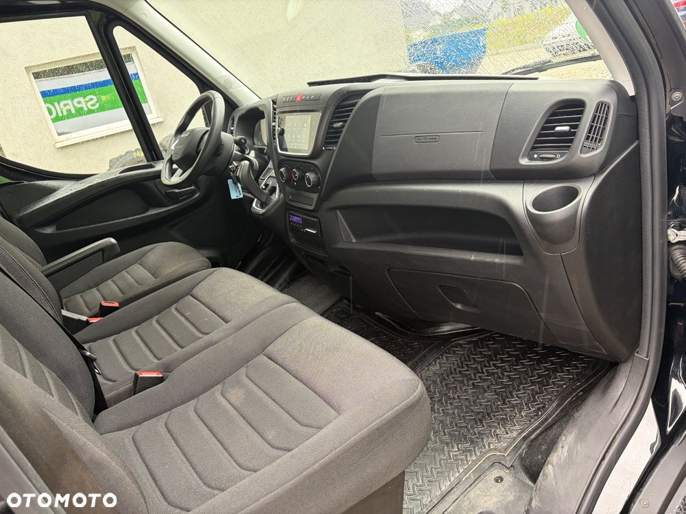Iveco Daily - 12