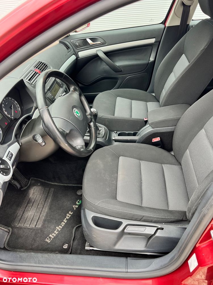 Skoda Octavia 1.6 Team Edition - 11