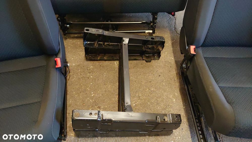 VW caddy komplet foteli przod i tyl - 3