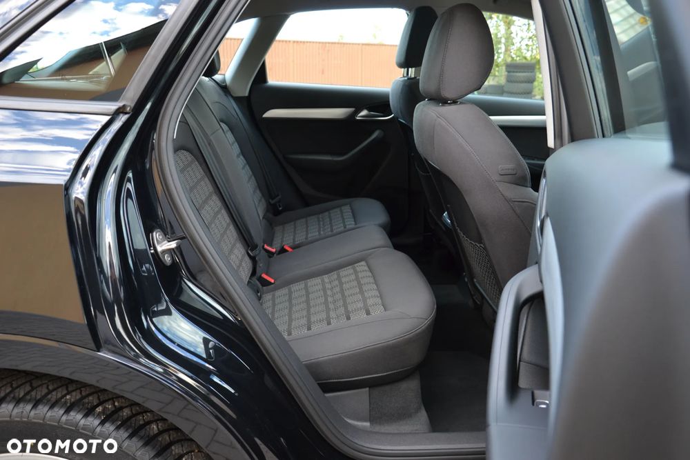 Audi Q3 1.4 TFSI Design S tronic - 30