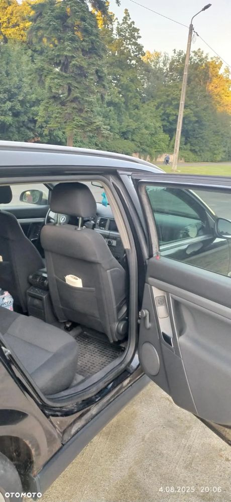 Opel Vectra 1.9 CDTI - 2