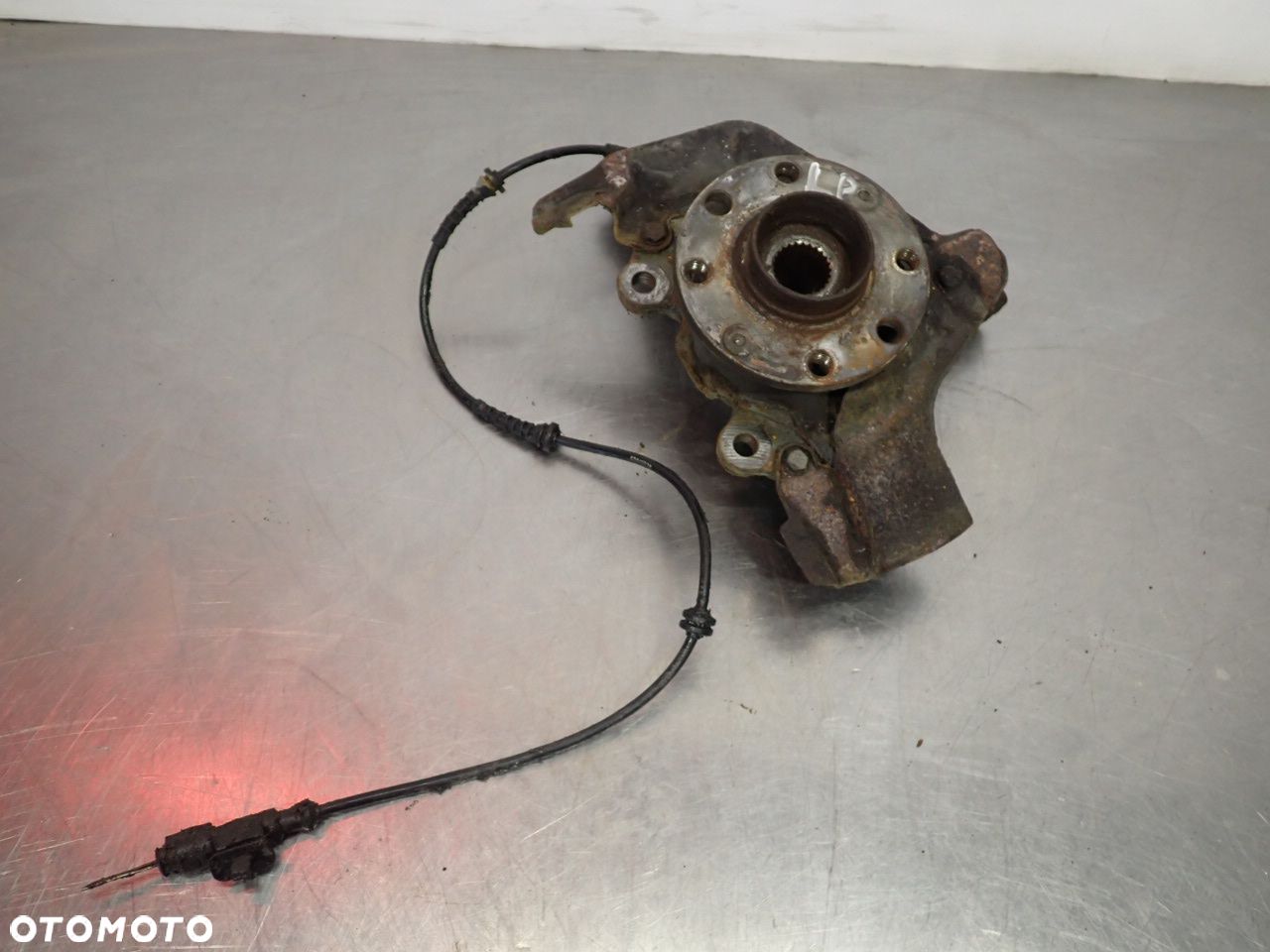 ZWROTNICA PIASTA LEWY PRZÓD FIAT GRANDE PUNTO - 1