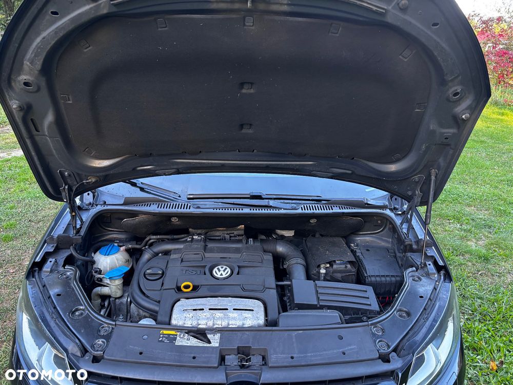 Volkswagen Touran - 27