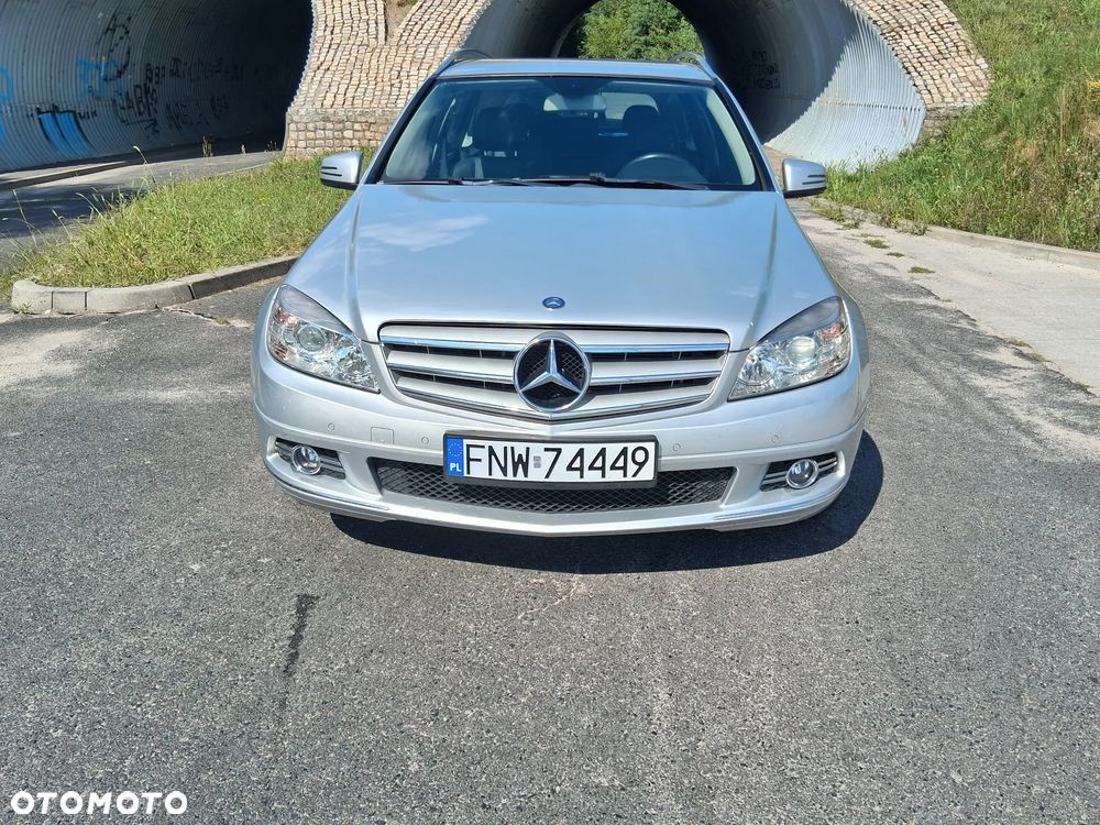 Mercedes-Benz Klasa C 200 CDI BlueEff Avantgarde - 2