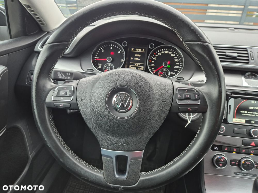Volkswagen Passat - 7