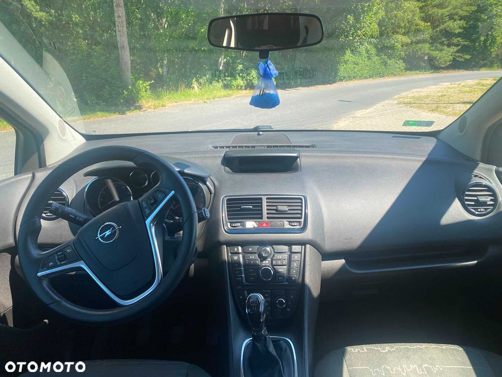 Opel Meriva - 8