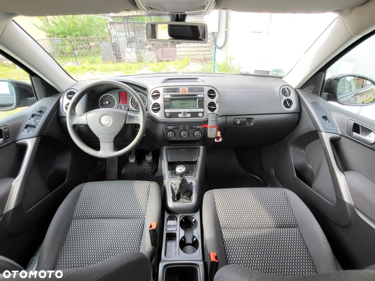Volkswagen Tiguan - 5