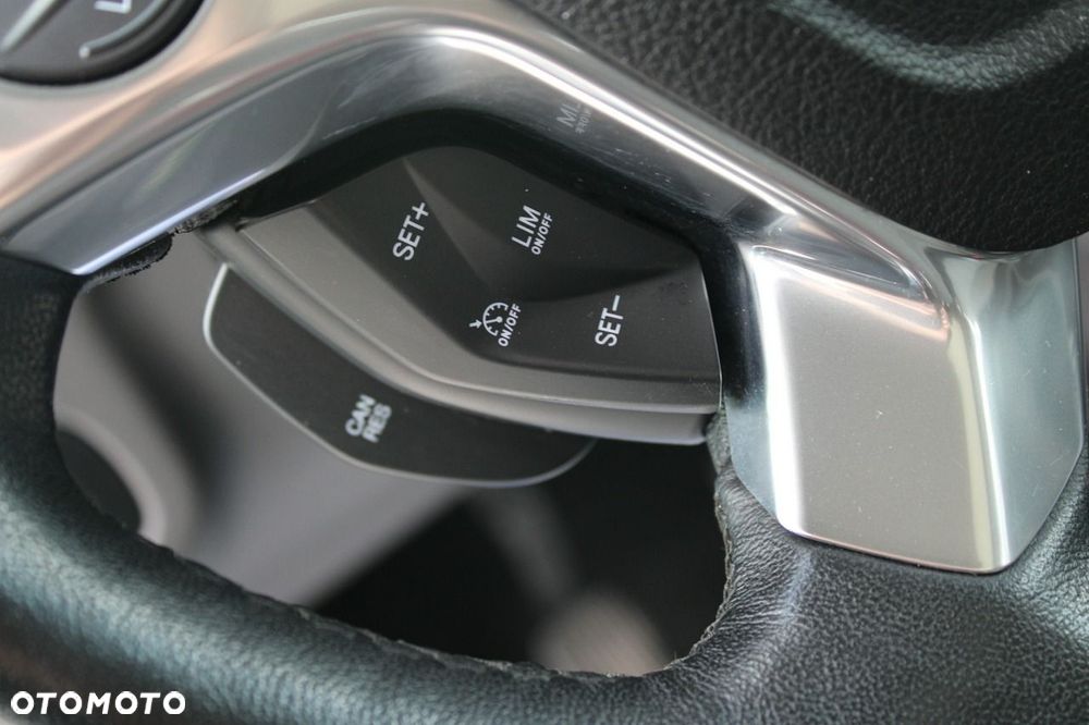 Ford Tourneo Connect - 19