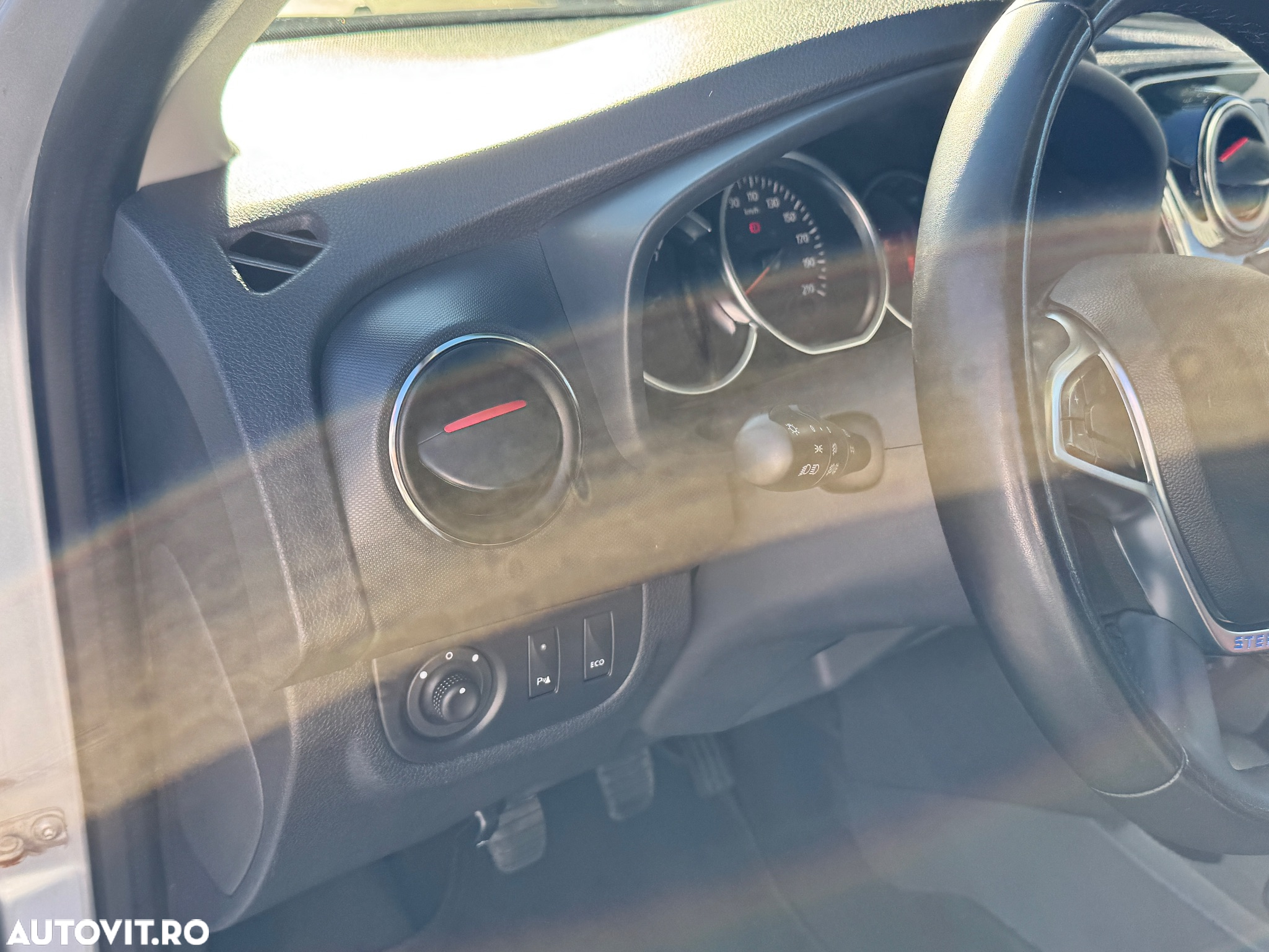 Dacia Sandero Stepway TCe 90 (S&S) Celebration - 10