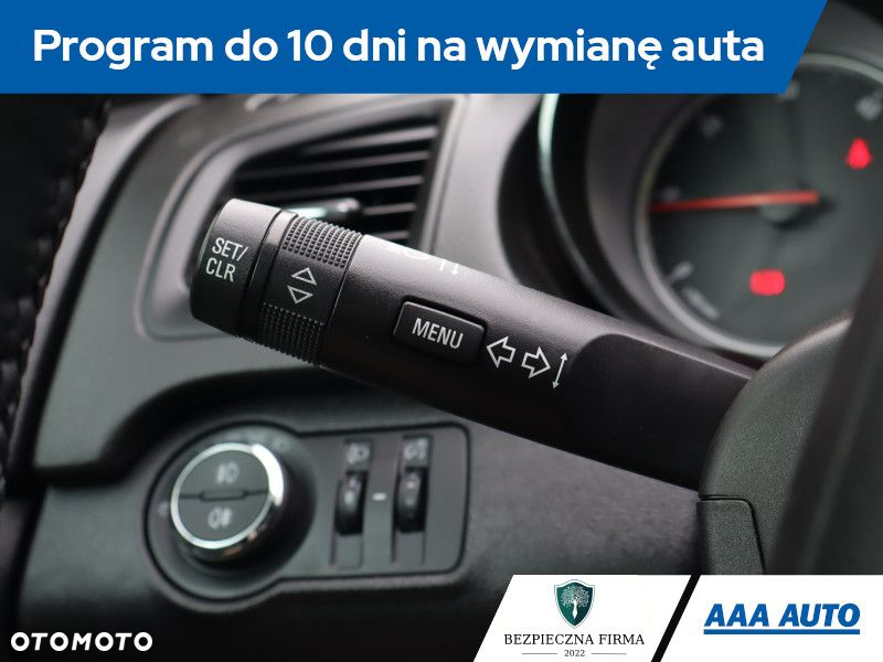 Opel Insignia - 19