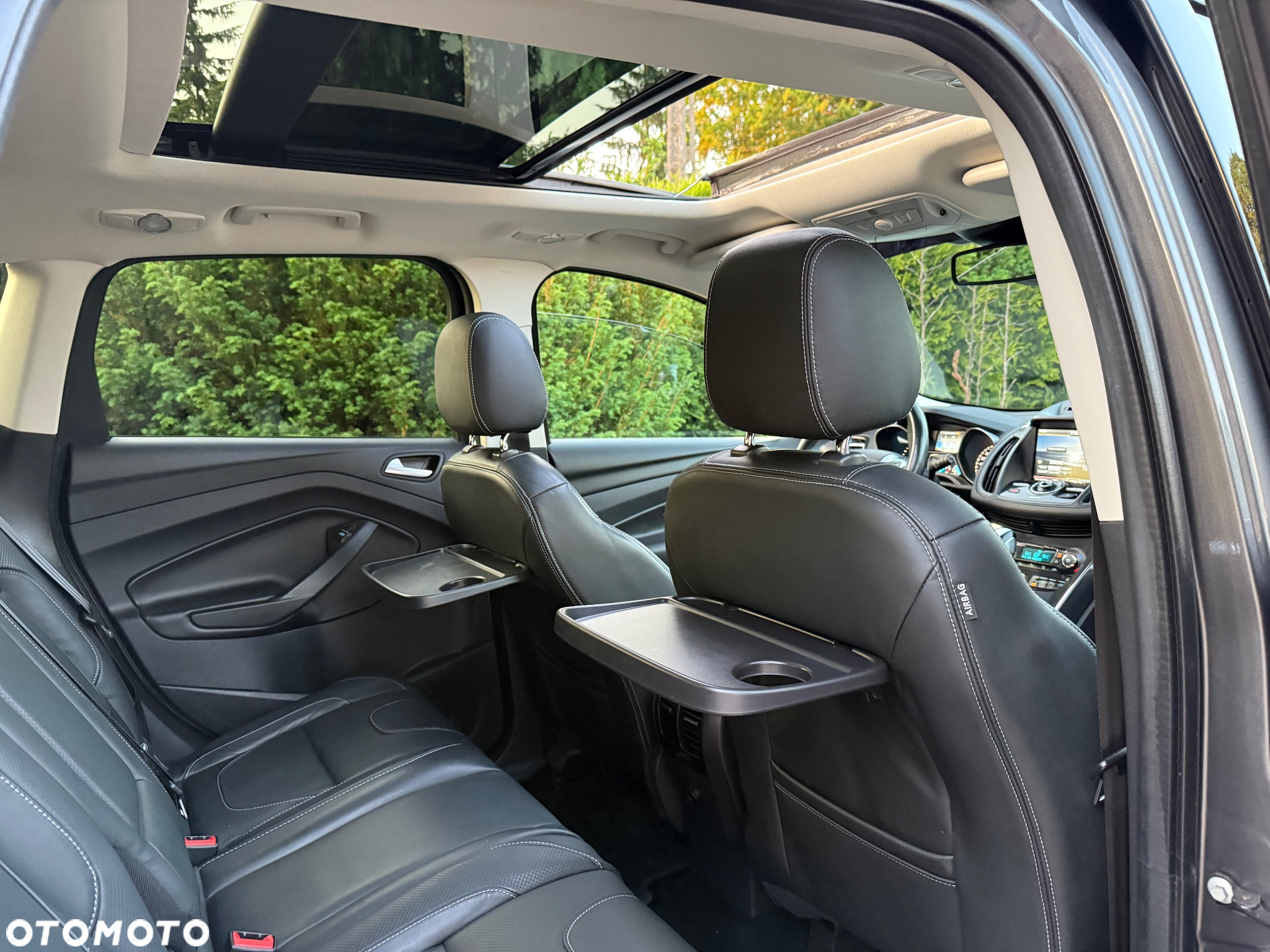 Ford Kuga 2.0 TDCi 4x4 Titanium - 28
