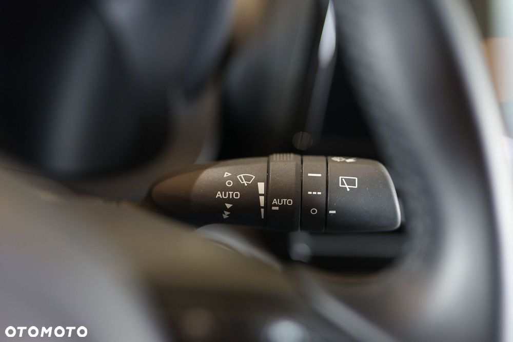 Toyota Yaris Cross Hybrid 1.5 Style - 35