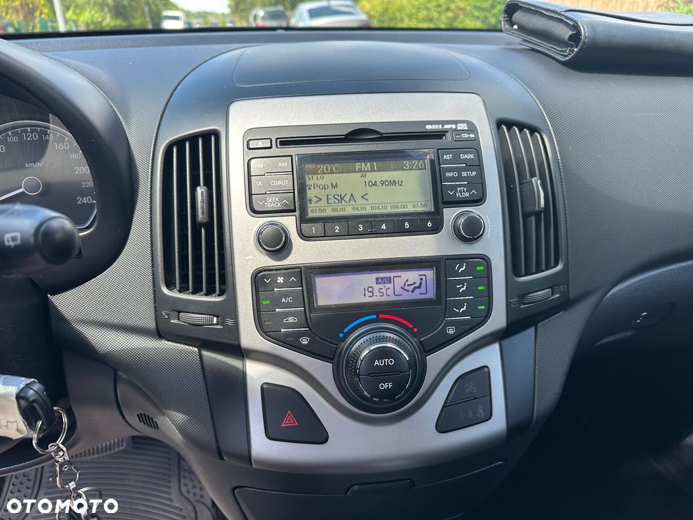 Hyundai i30 1.6 Premium - 8