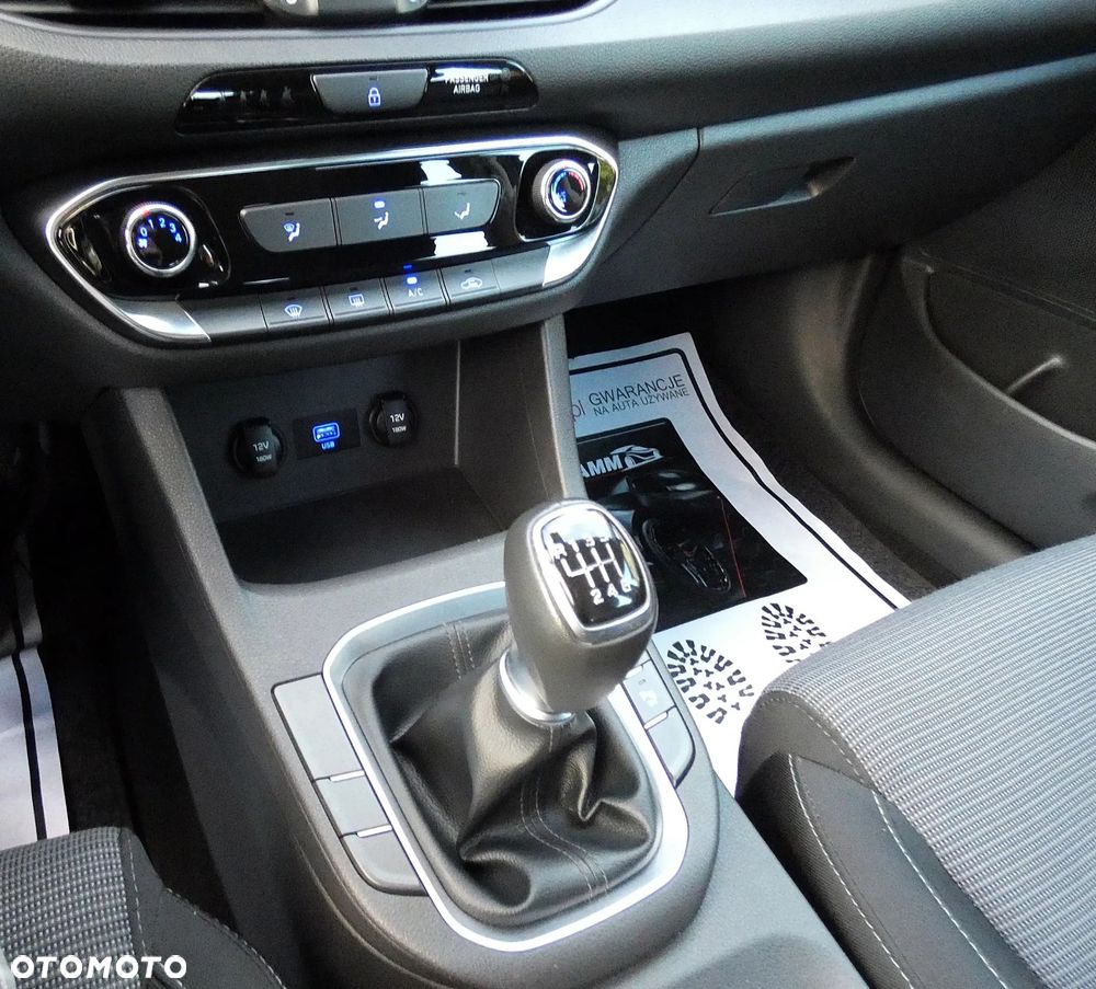 Hyundai i30 1.5 DPI Comfort - 33