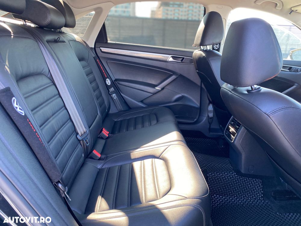 Volkswagen Passat 2.0 TSI (BlueMotion Technology) DSG Highline - 17