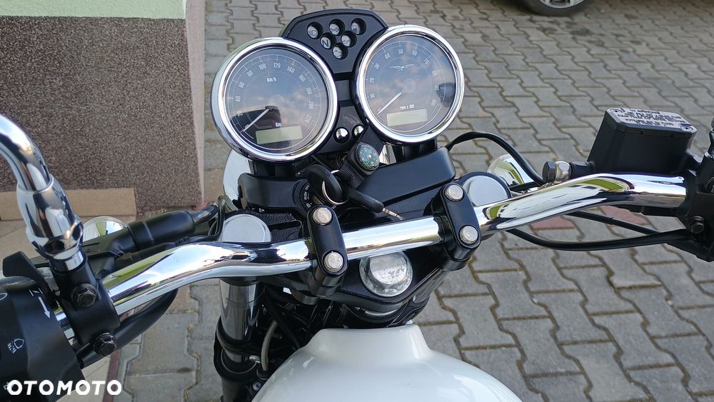 Moto Guzzi V7 - 5