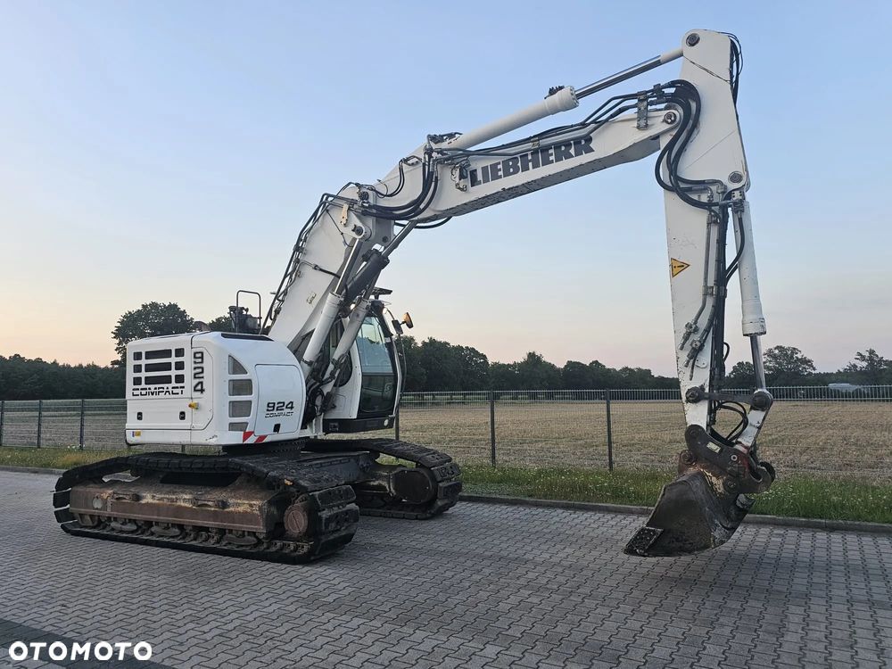 Liebherr compact 924 - 9