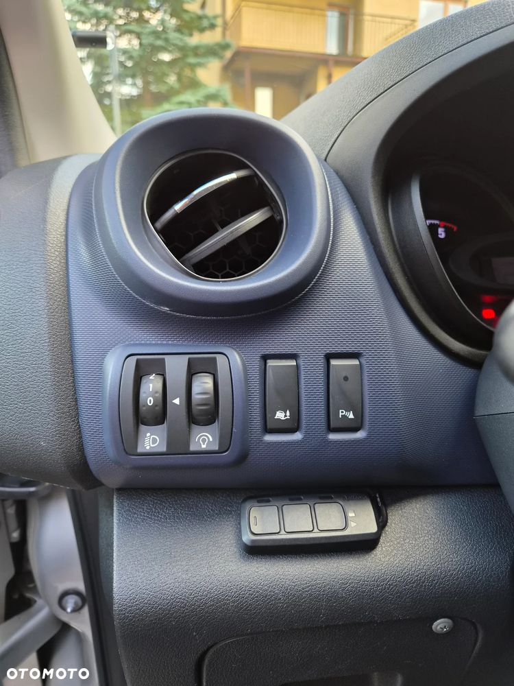 Opel Vivaro - 28