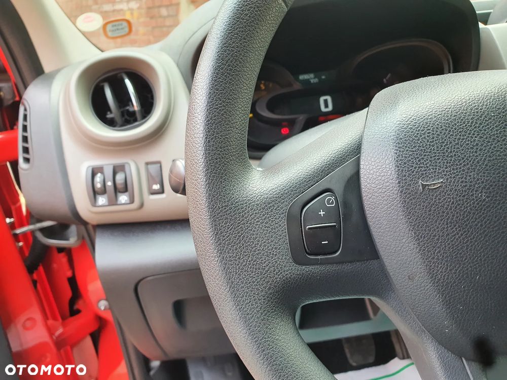 Renault TRAFIC - 15