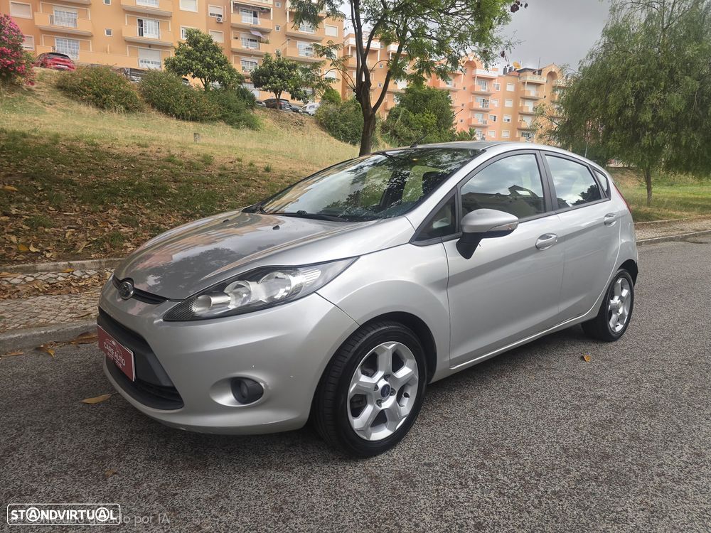 Ford Fiesta - 2
