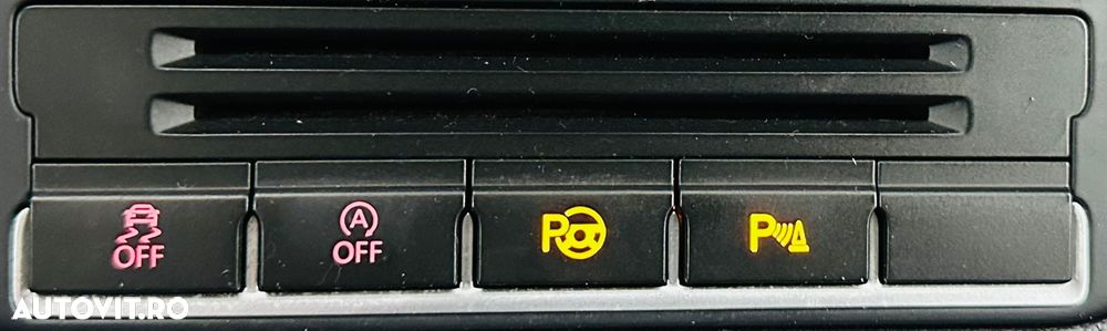 Volkswagen Tiguan 2.0 TDI DPF BlueMotion Technology Trend & Fun - 23