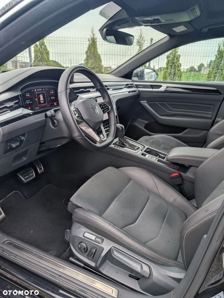 Volkswagen Arteon 2.0 TSI DSG R-Line - 31