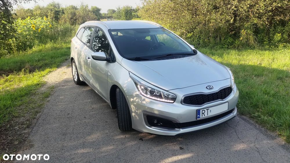 Kia Ceed SW 1.0 T-GDI 120 OPF Vision - 12