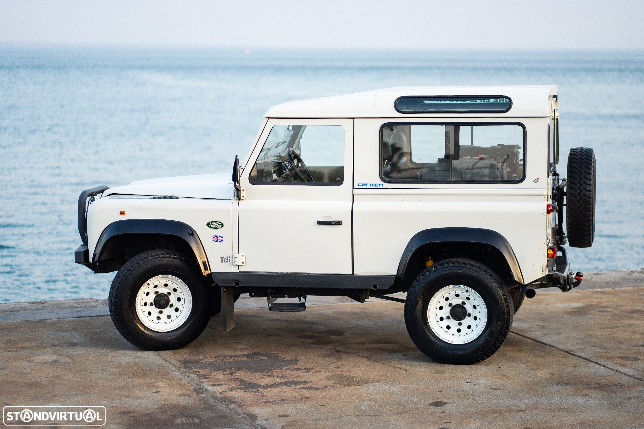 Land Rover Defender 90 2.5 TDi Metal Top - 25