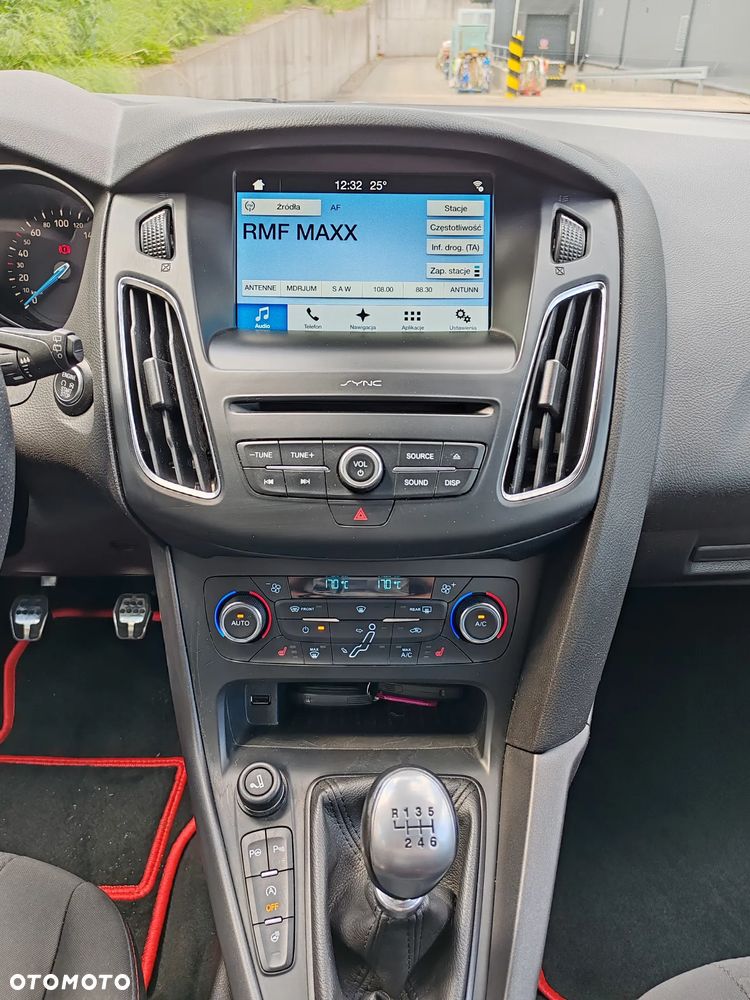 Ford Focus 1.5 EcoBoost STart-Stopp-System ST-LINE - 8