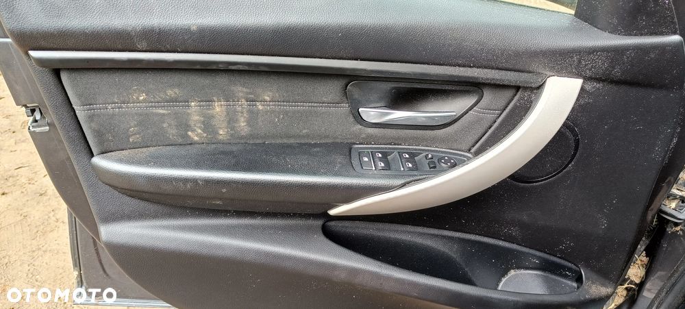 BMW Seria 3 320d Advantage - 40