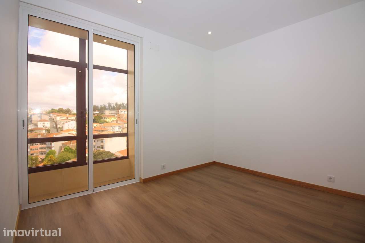 Apartamento T1 em frente a Estação do Metro de Santo Ovídio - Grande imagem: 4/17
