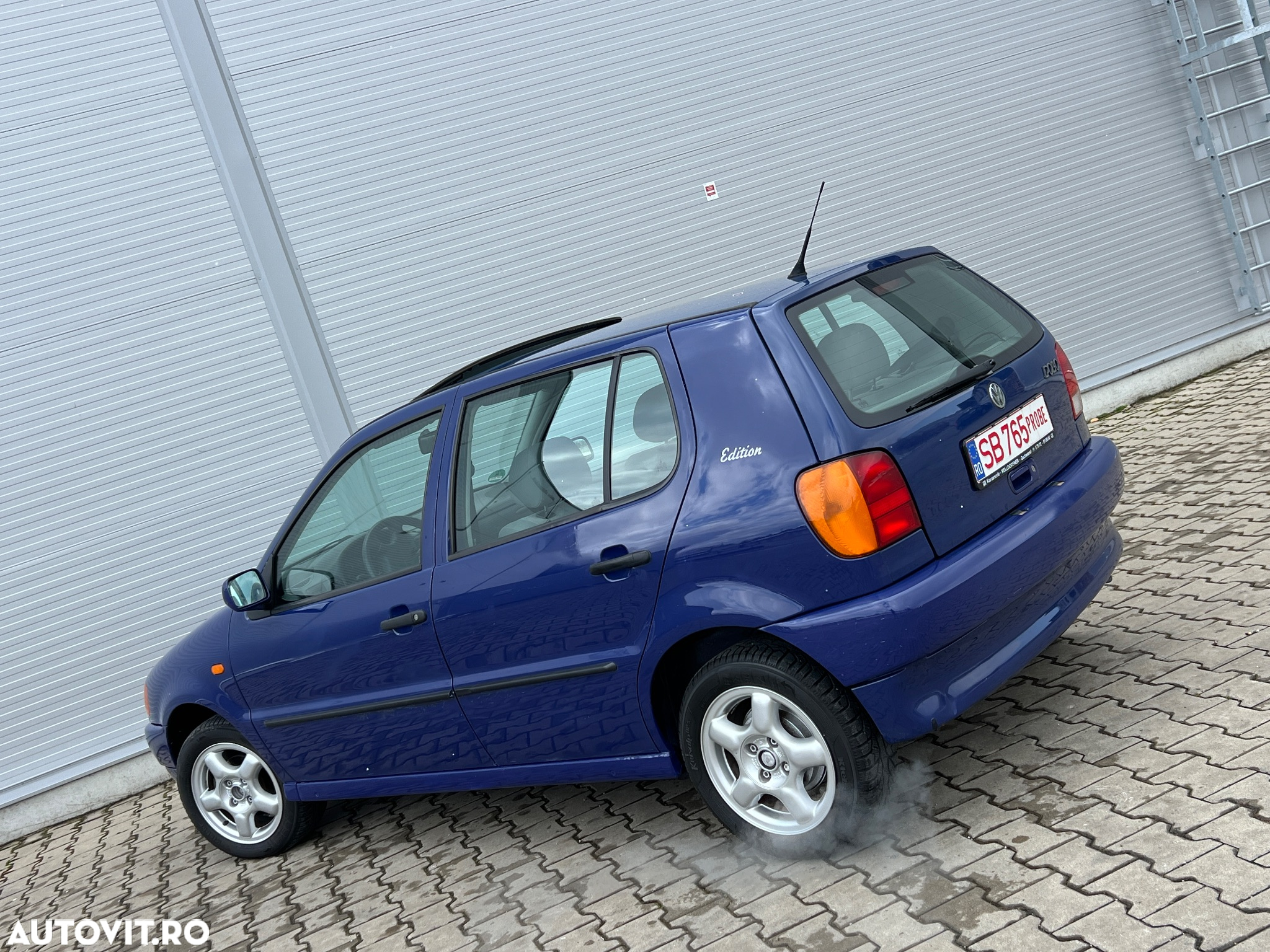 Volkswagen Polo - 3