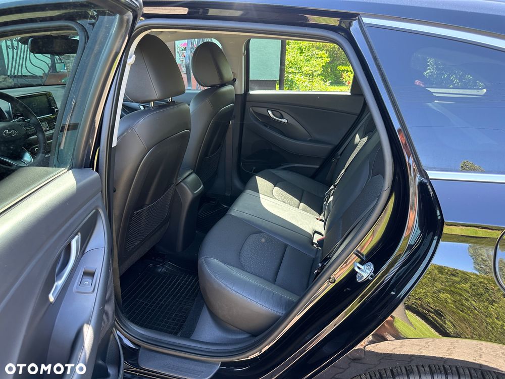 Hyundai i30 1.4 T-GDI Premiere Style - 21