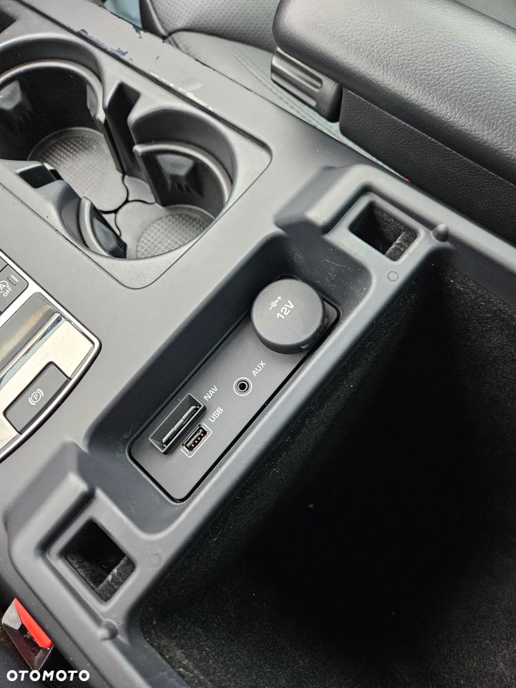 Land Rover Discovery 3.0 V6 Supercharged SE - 20